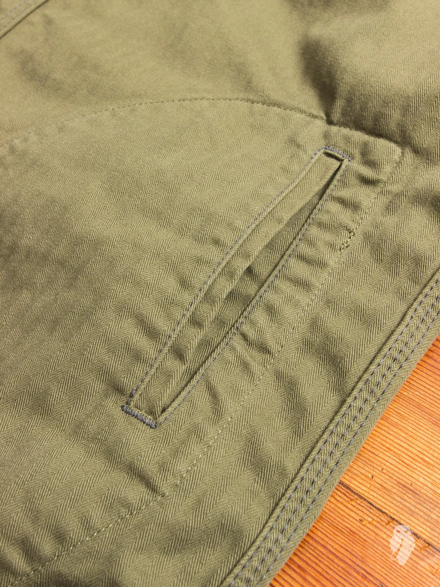 05-124 "Crest" Work Shirt in Olive Herringbone