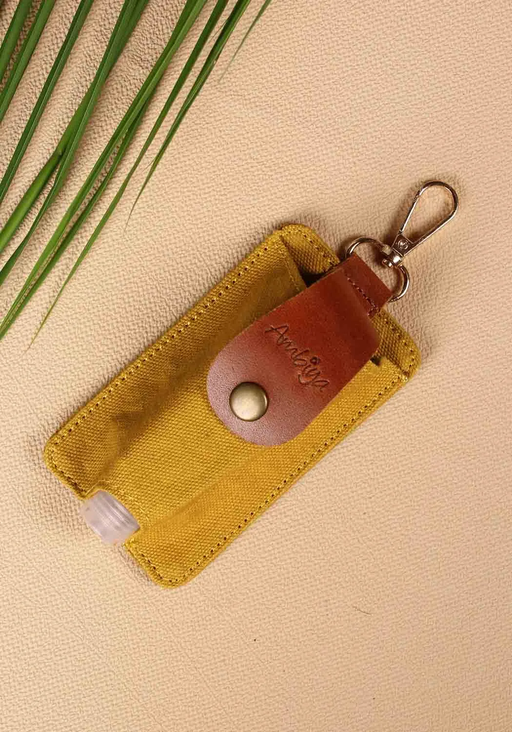 Aura Sanitizer Pouch