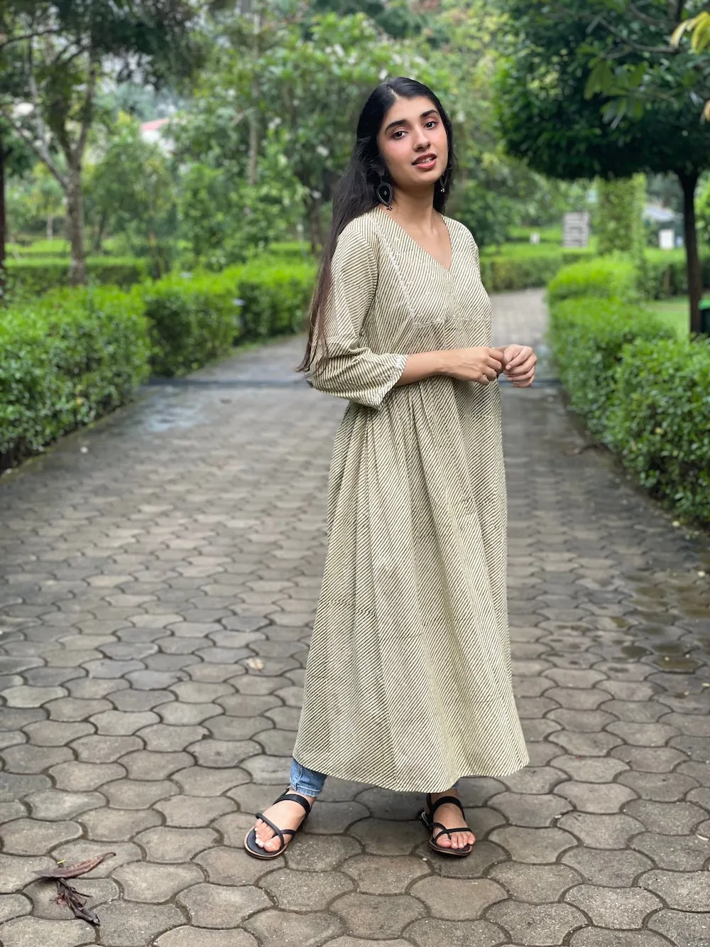 Bagru Sap Green Stripes Embroidered Kurta