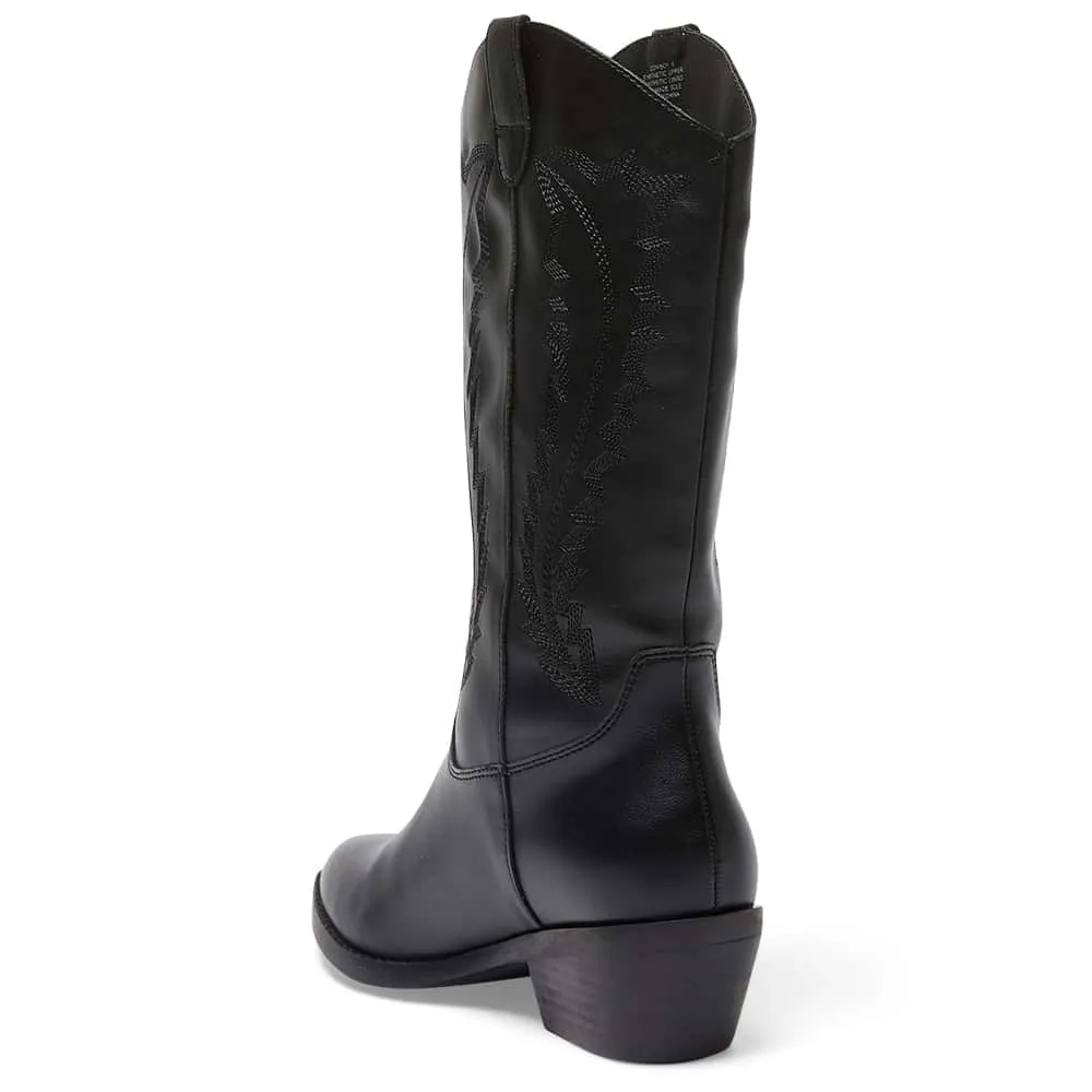 Cowboy Boot in Black Smooth