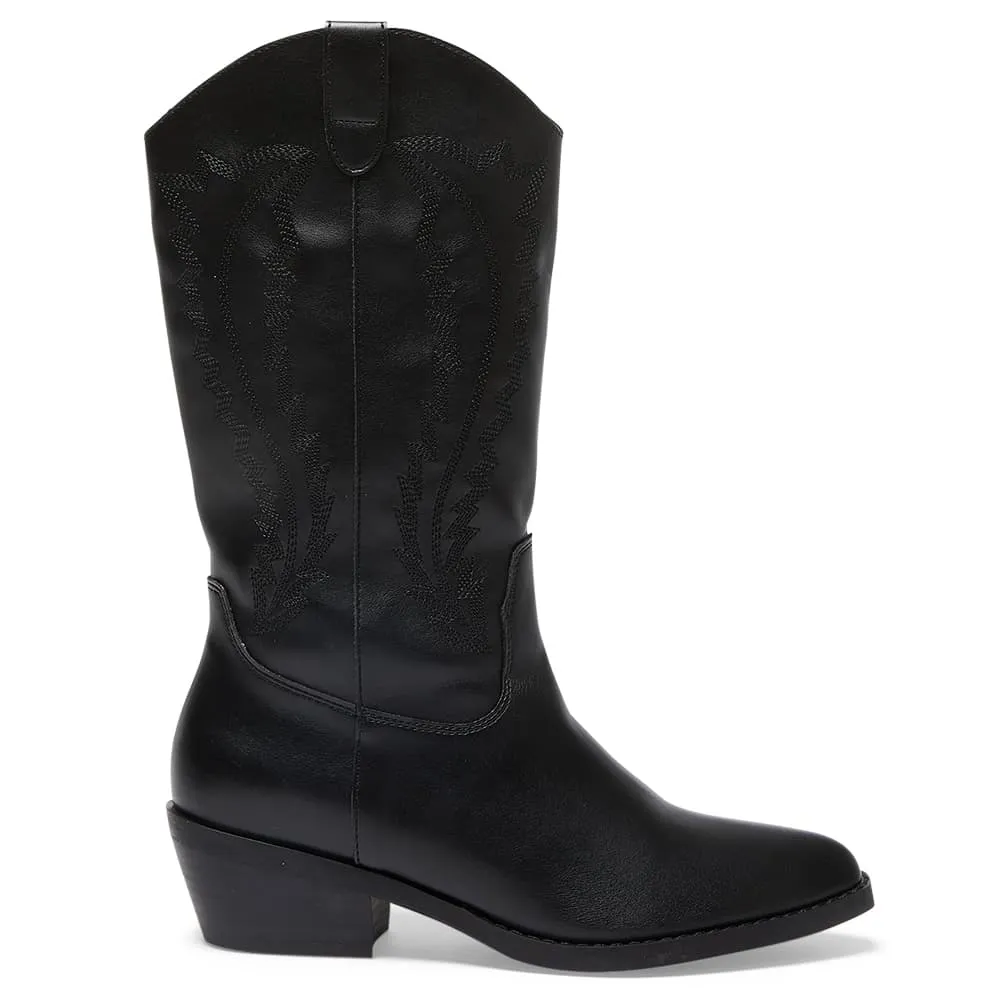 Cowboy Boot in Black Smooth