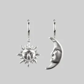 DAY TO NIGHT. Sun & Moon Hoop Earrings - Silver