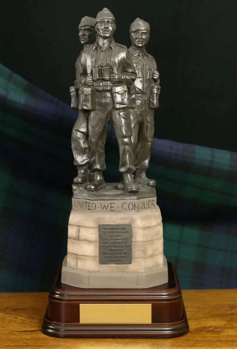 Spean Bridge Commando Memorial - Painted Base B77hp